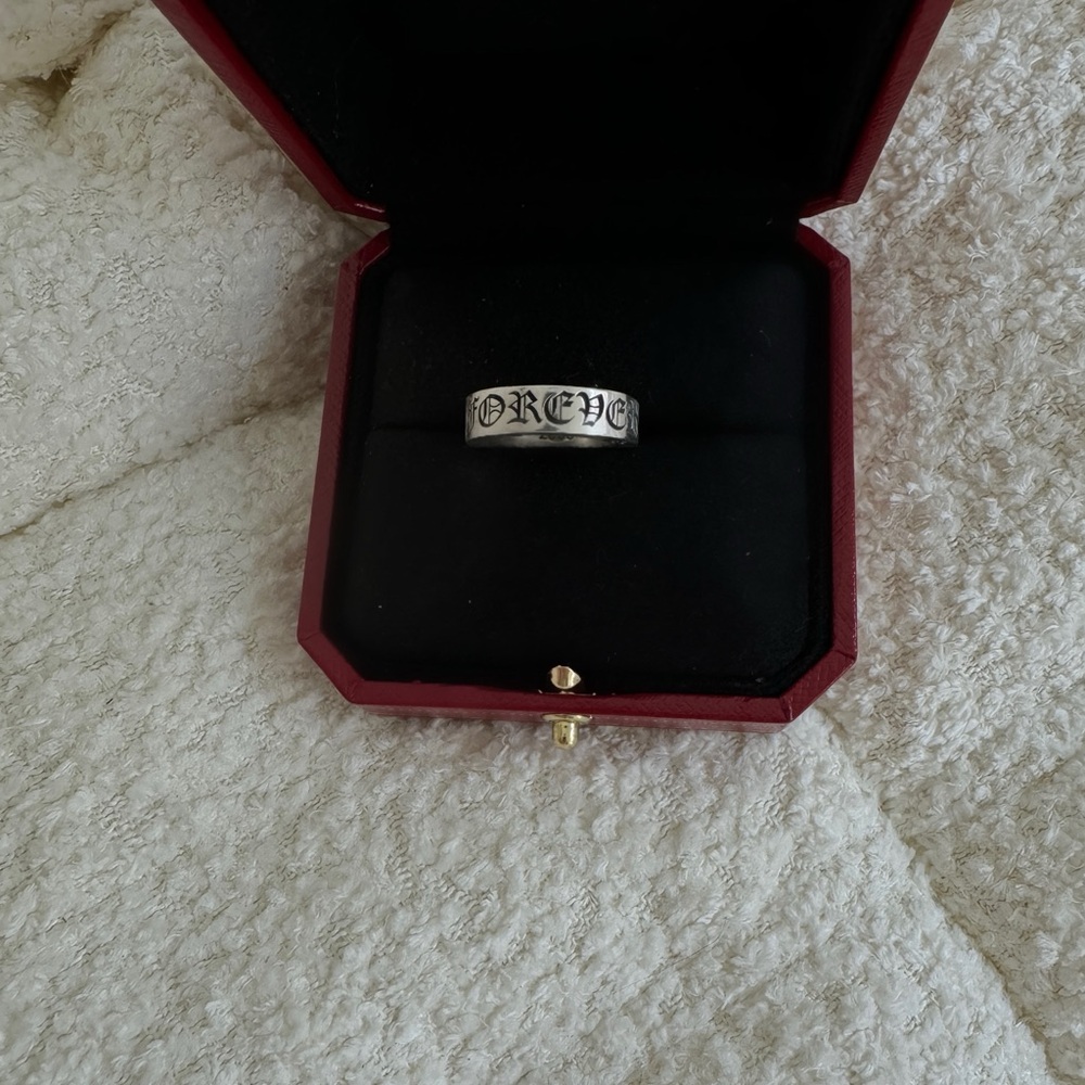 BRAND NEW CHROME HEARTS FOREVER RING